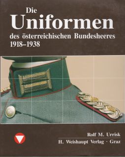 Foto: Cover Uniformen 1